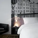 Hotel Inntel Amsterdam 4*
