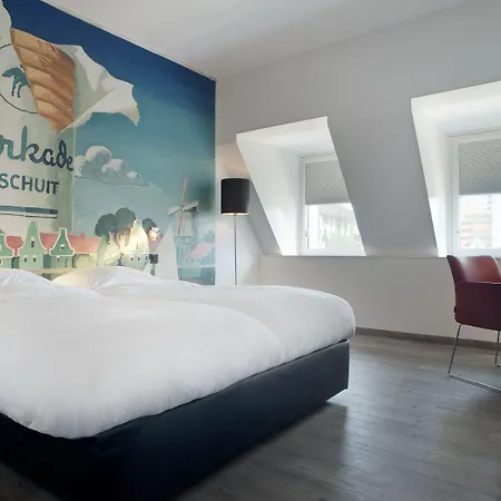 Hotel Inntel Amsterdam 4*