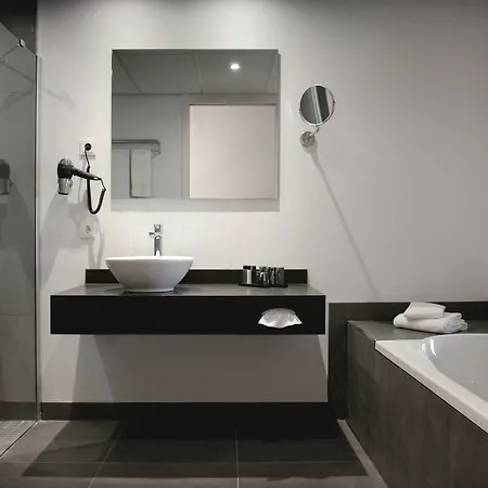 Inntel Amsterdam 4*