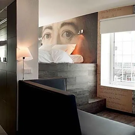 Inntel Amsterdam 4*