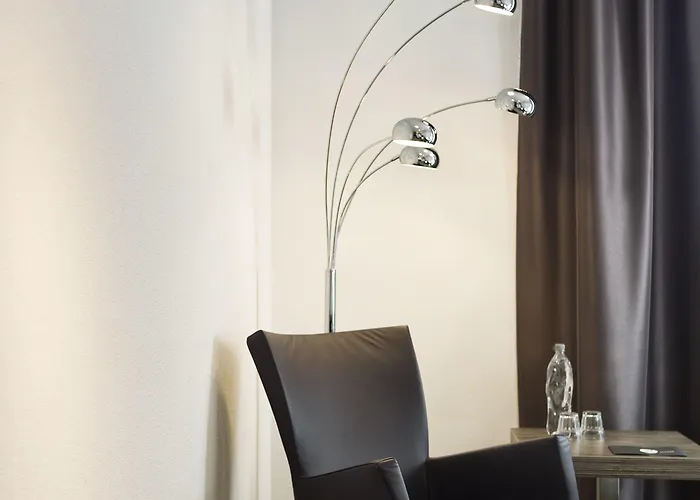 Hotel Inntel Amsterdam 4*