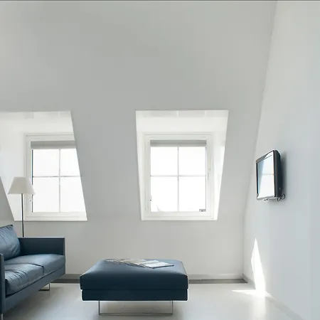 מלון Inntel Amsterdam 4*