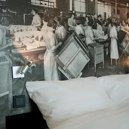 Inntel Amsterdam מלון 4*