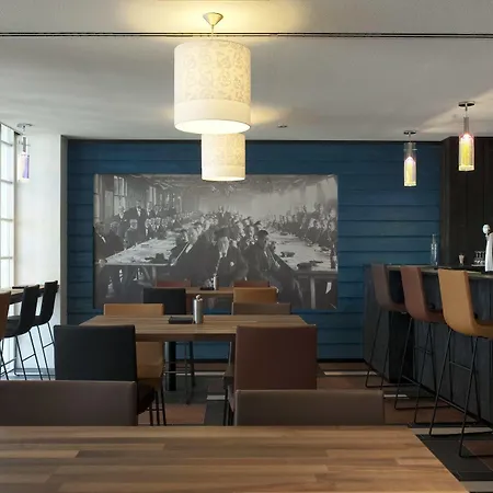 Hotel Inntel Amsterdam 4*